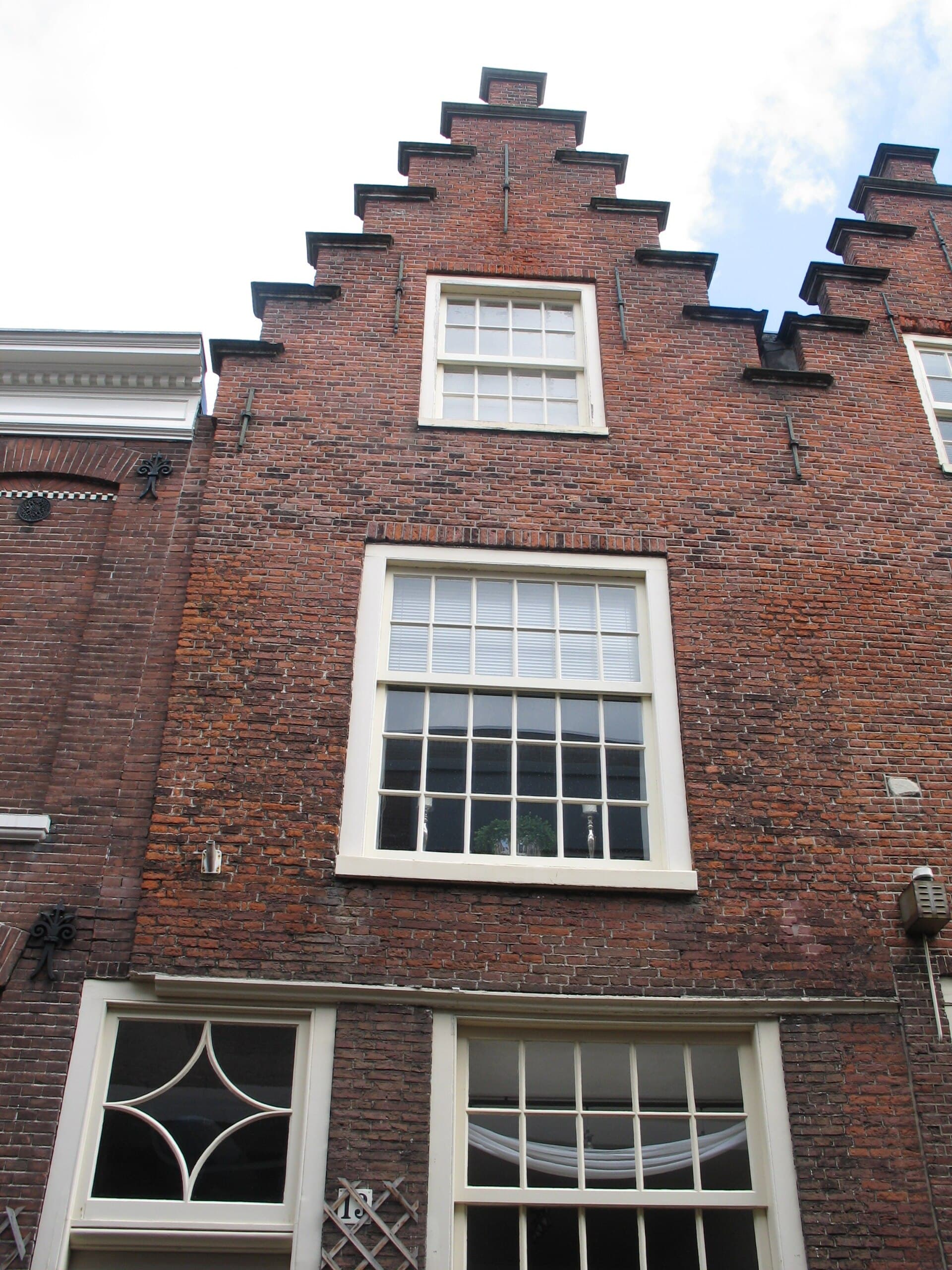Haarlemse gevel — sfeerbeeld bij 1001 Nacht Bed & Breakfast